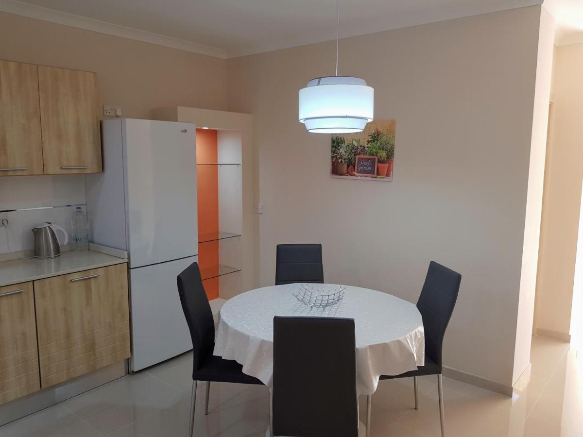 Charming Apartment-Wifi-Sleeps 5 マルサスカーラ エクステリア 写真