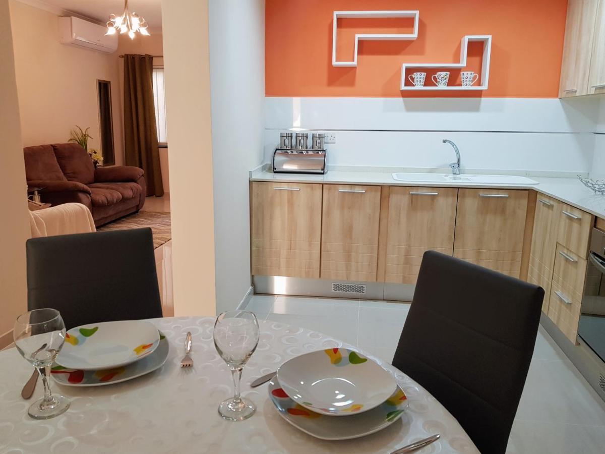 Charming Apartment-Wifi-Sleeps 5 マルサスカーラ エクステリア 写真
